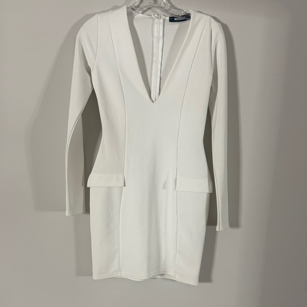 Missguided Elegant Cream Long Sleeve Dress